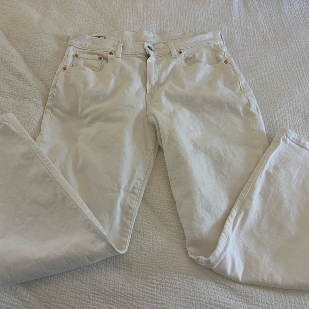 Gap White Girlfriend Jean. Regular length (28inch inseam)